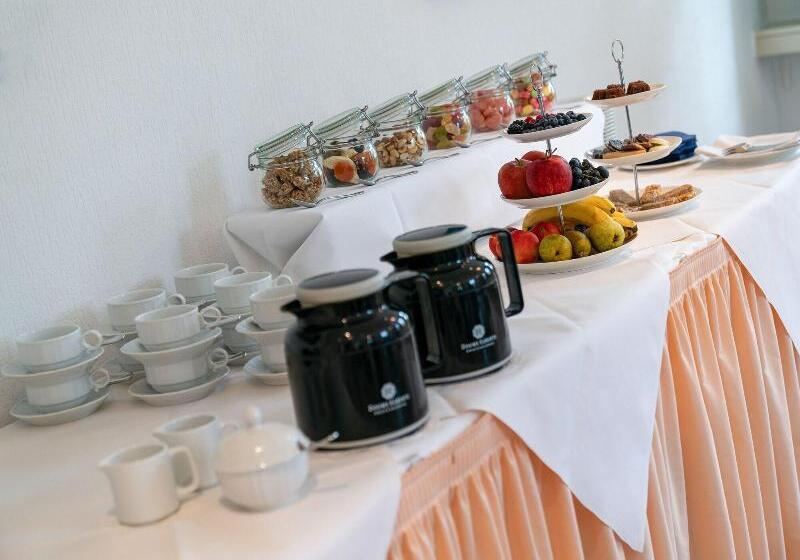 Отель Nassauer Hof