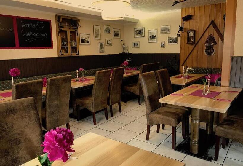 בית מלון כפרי Restaurant Alt Laubach