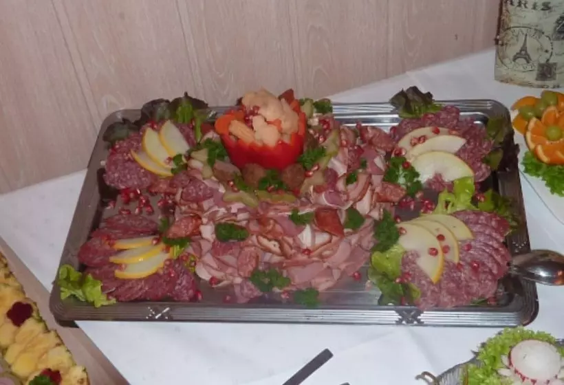 בית מלון כפרי Restaurant Südpfalz Terrassen