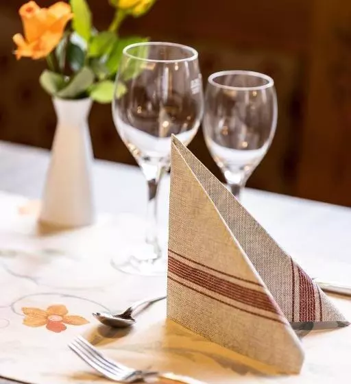 Отель Restaurant Zur Linde