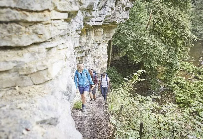 호텔 Waldeck Mit Restaurant Florian S