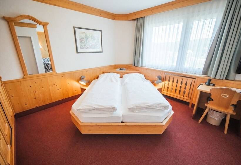 בית מלון כפרי Waldeck Mit Restaurant Florian S