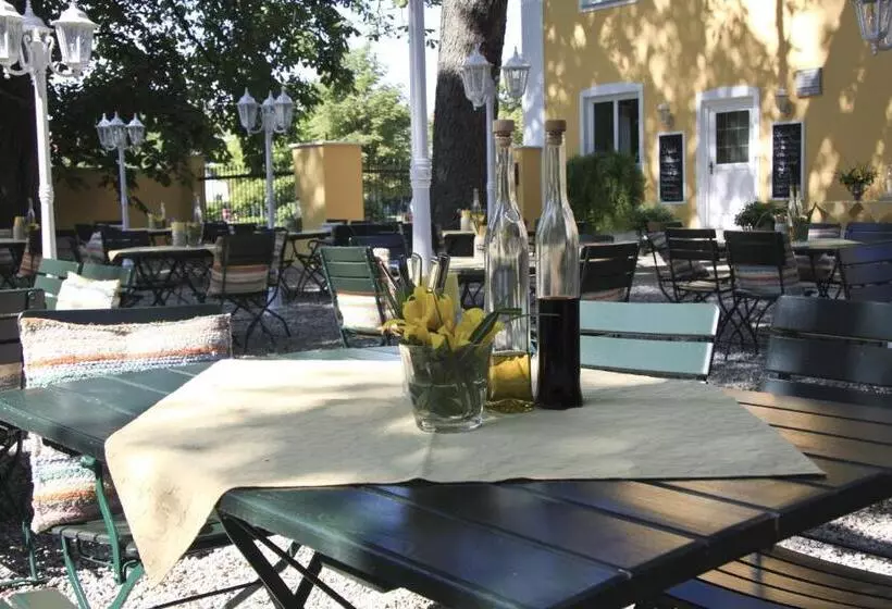 ペンション Gasthof Alte Post   Restaurant Offen