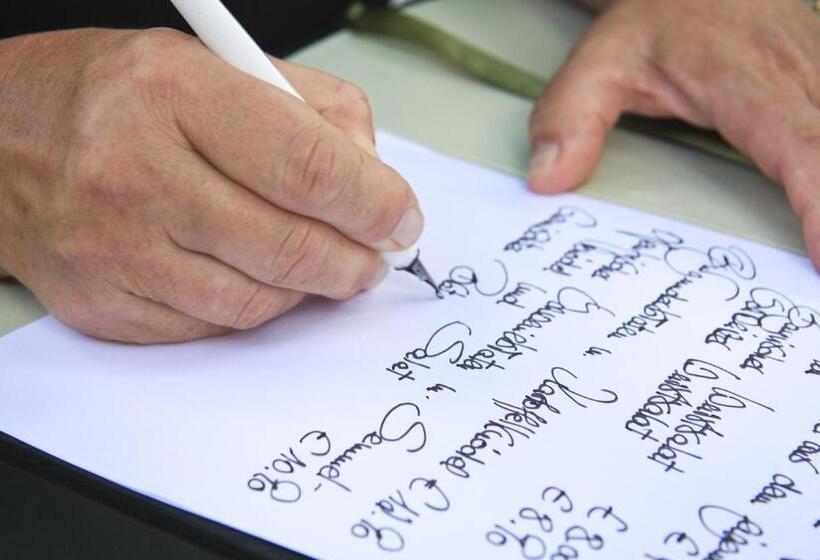 بنسيون Gasthof Alte Post   Restaurant Offen