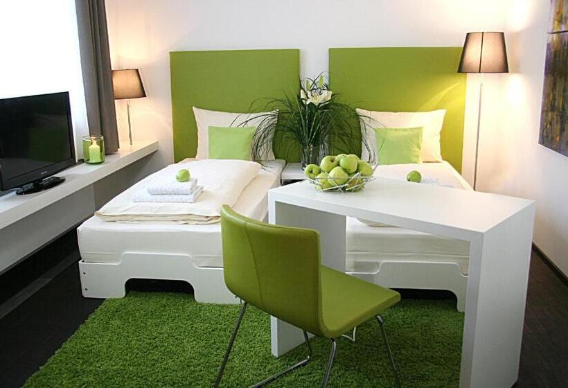 بنسيون Gasthof Alte Post   Restaurant Offen