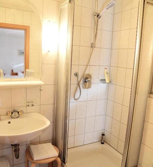 פנסיון Gasthof Und Hotel Zum Hirsch