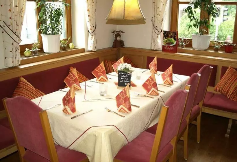 Pensão Gasthof Zur Sonne