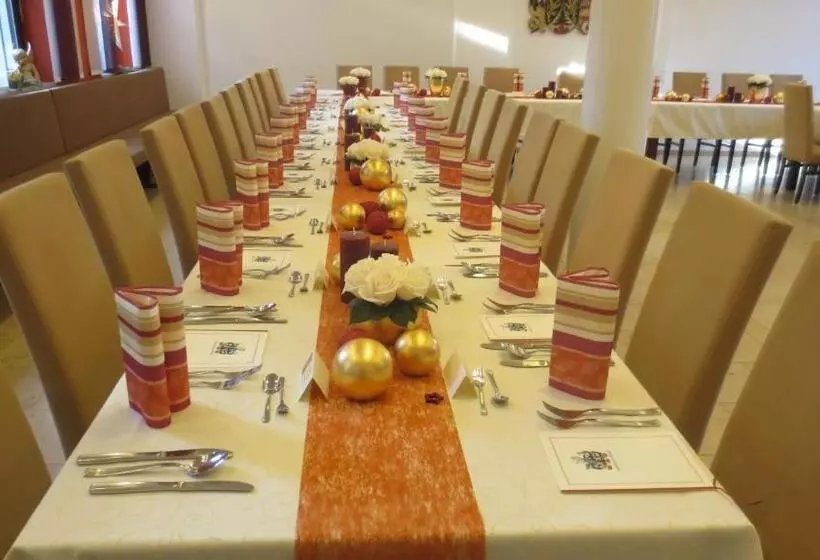 Pensão Gasthof Zur Sonne