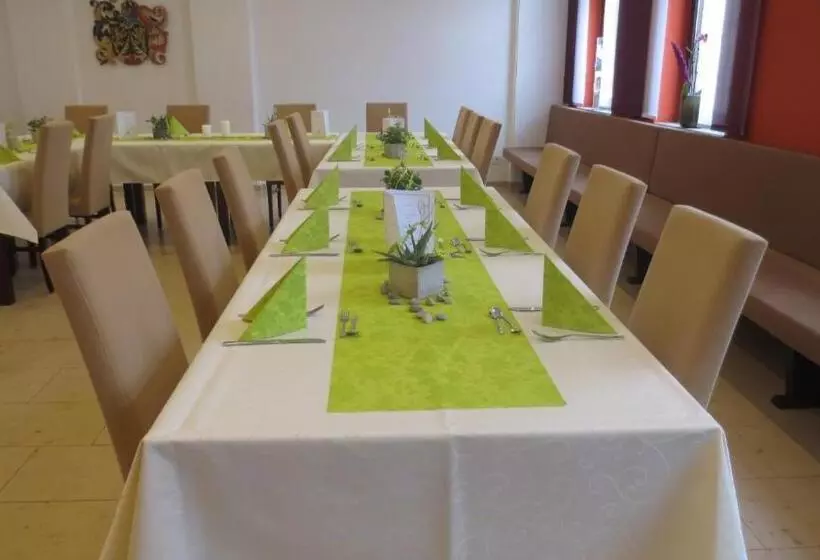 Pensão Gasthof Zur Sonne