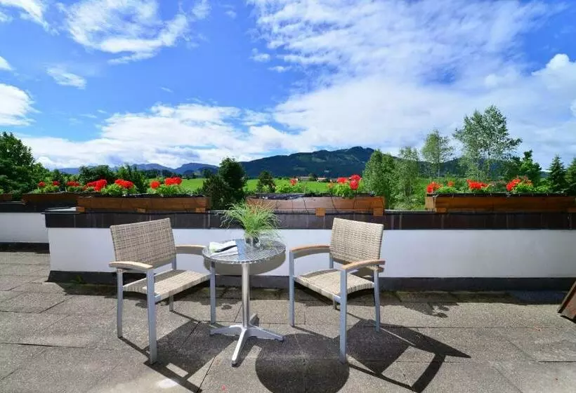 פנסיון Familienhotel Löwen