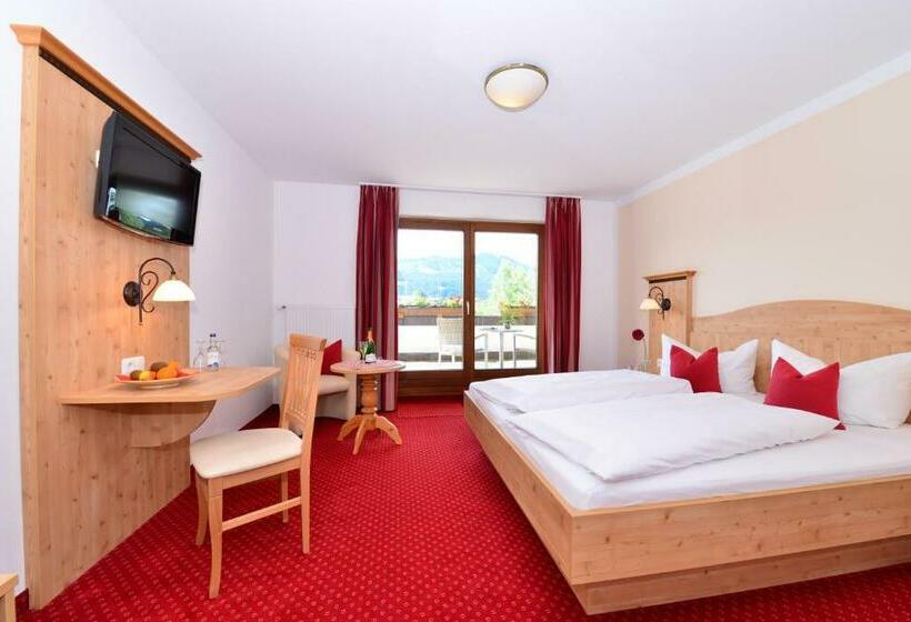 Пансион Familienhotel Löwen