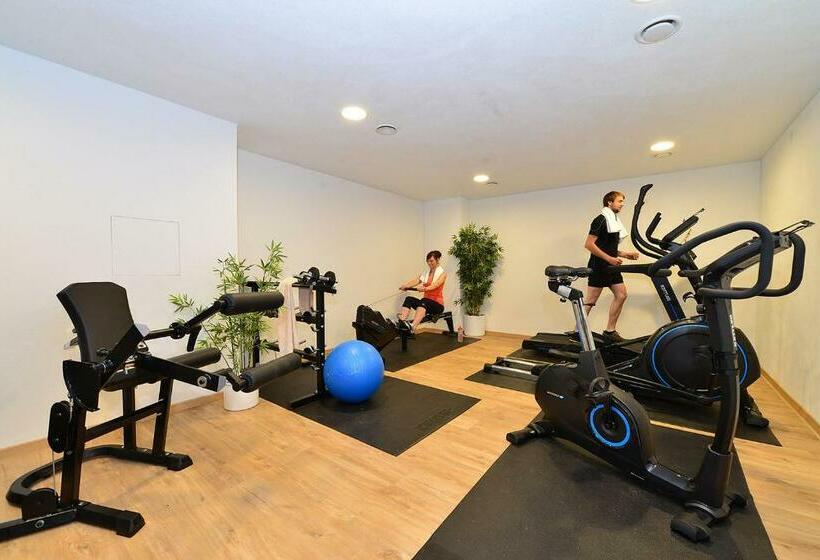 Пансион Familienhotel Löwen