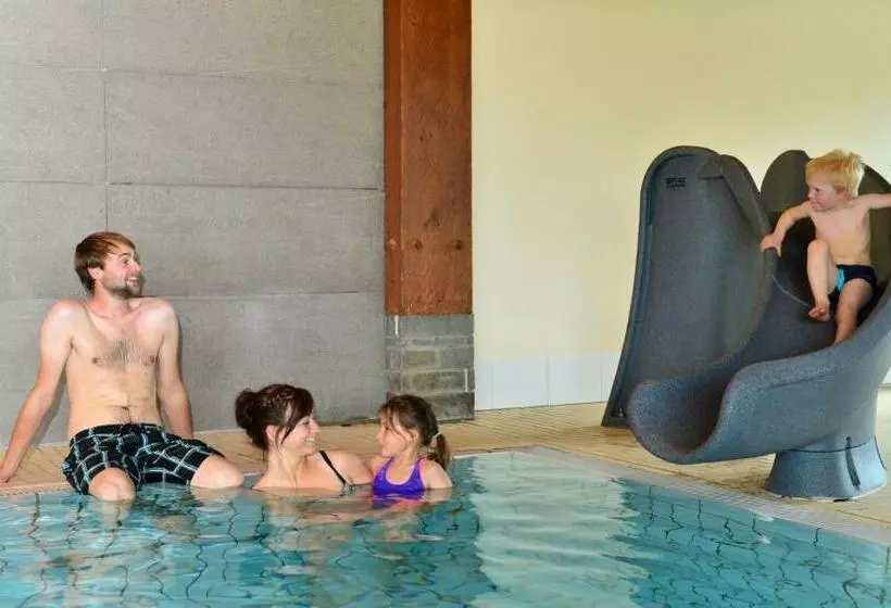 פנסיון Familienhotel Löwen