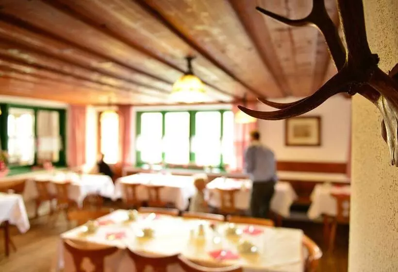 פנסיון Familienhotel Löwen