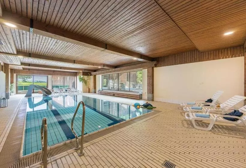 פנסיון Familienhotel Löwen