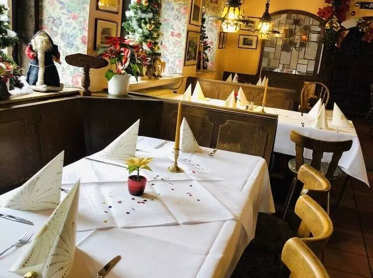 Пансион Landgasthof Zum Schwarzen Roß