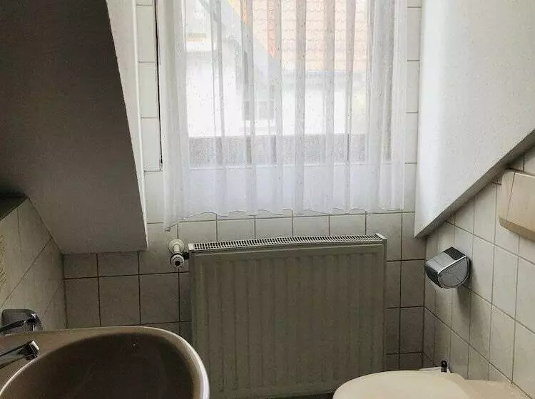 Пансион Landgasthof Zum Schwarzen Roß