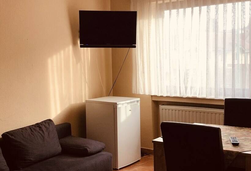 פנסיון Landgasthof Zum Schwarzen Roß