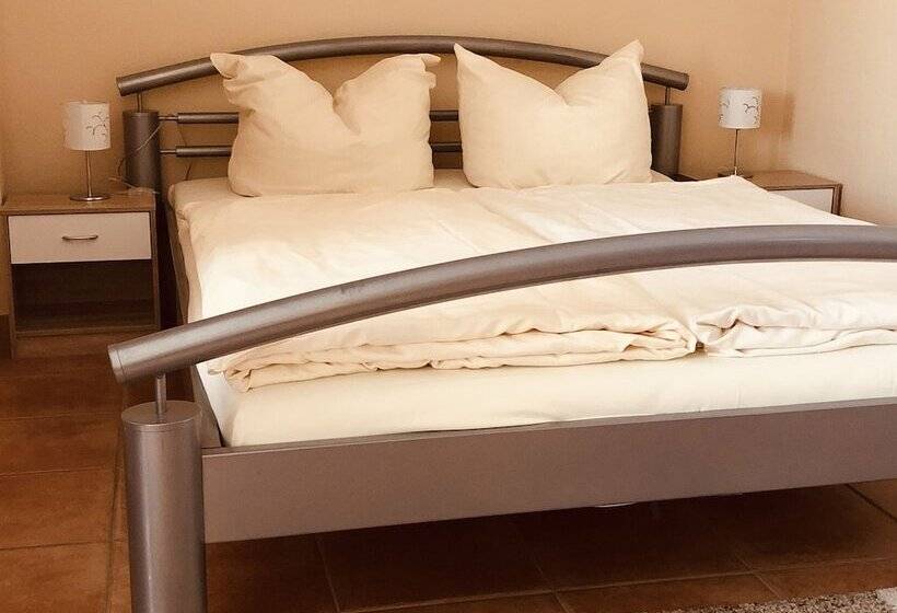 פנסיון Landgasthof Zum Schwarzen Roß