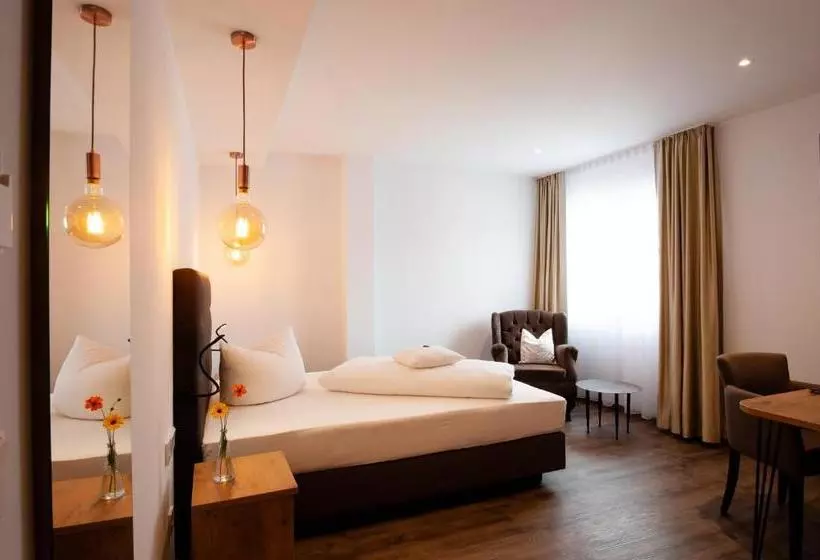 Отель Schwaiger