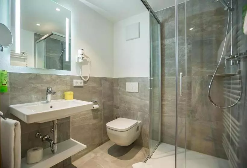 Отель Friedenseiche