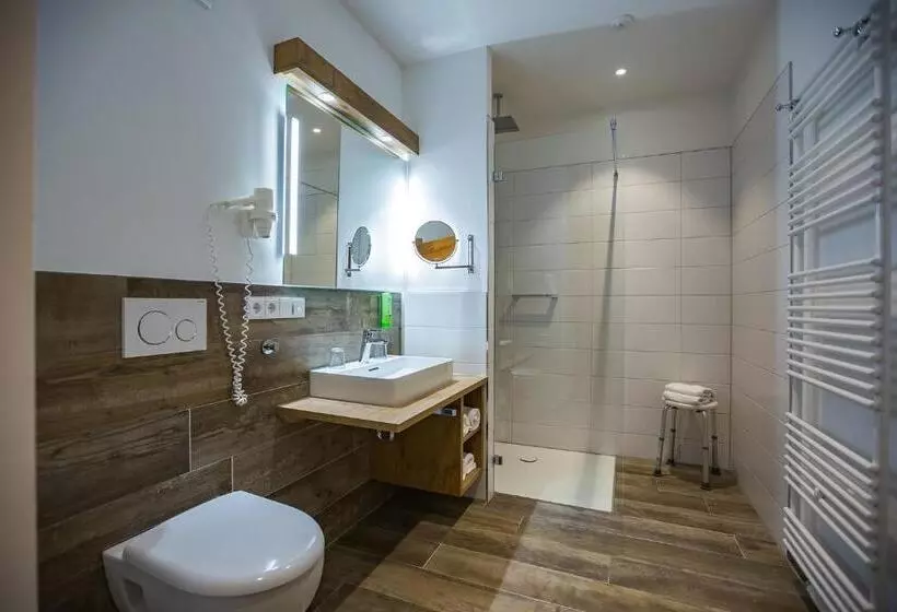 Отель Friedenseiche