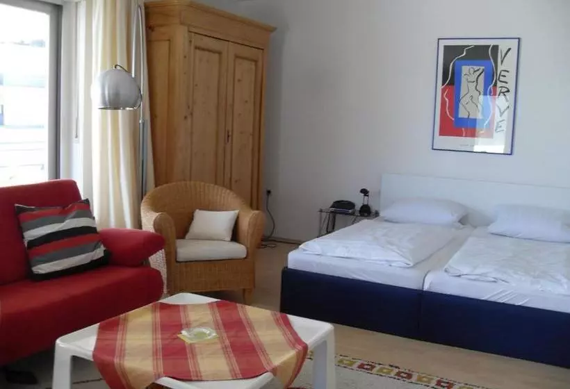 ホテル Kur Und Ferienappartements Interest