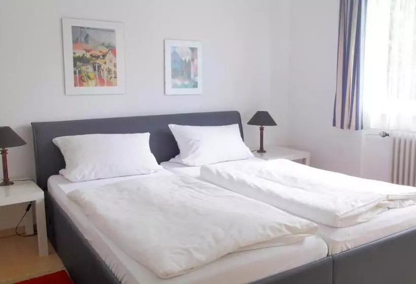 ホテル Kur Und Ferienappartements Interest