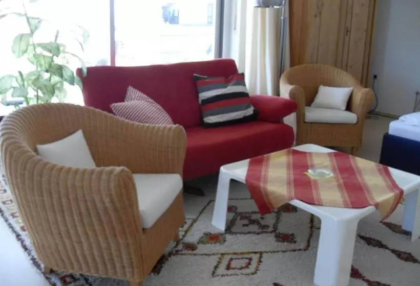 ホテル Kur Und Ferienappartements Interest