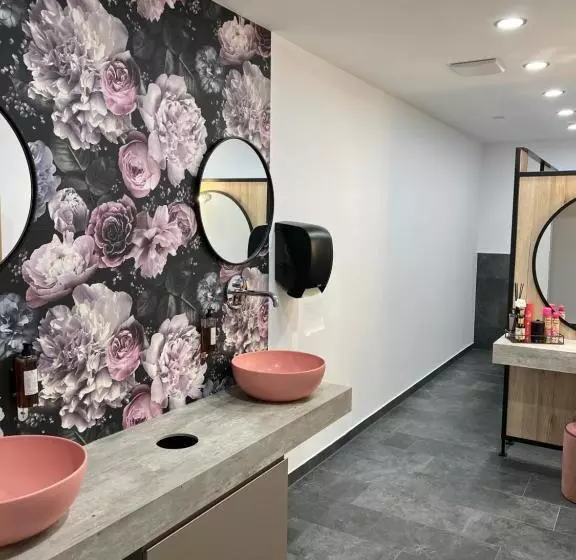 Landhotel & Gasthof Baiernrain