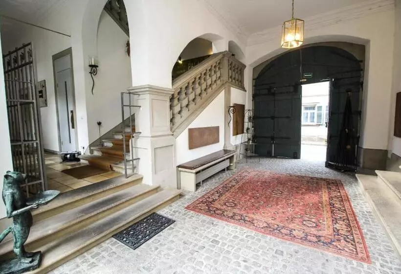 فندق Palais Schrottenberg