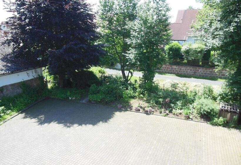 فندق & Restaurant Zum Ochsen  Ox Distillery