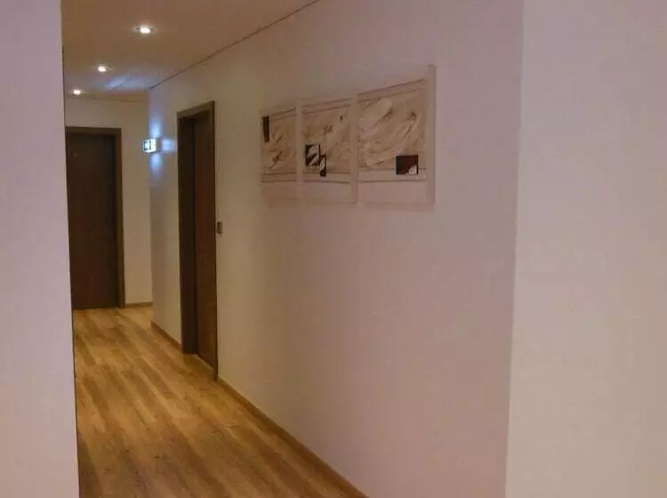 Отель & Restaurant Zum Ochsen Ox Distillery