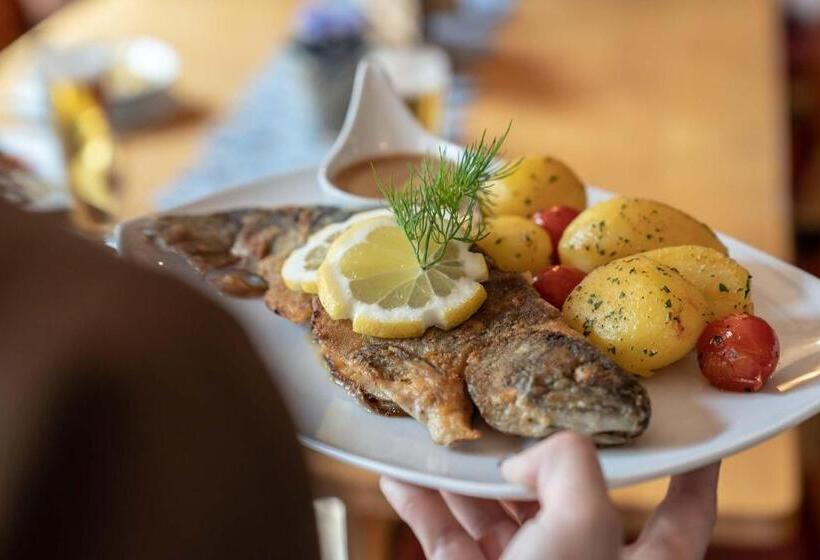 فندق Rossle Berneck