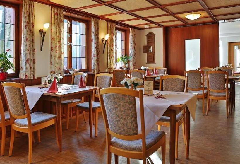 فندق Rossle Berneck