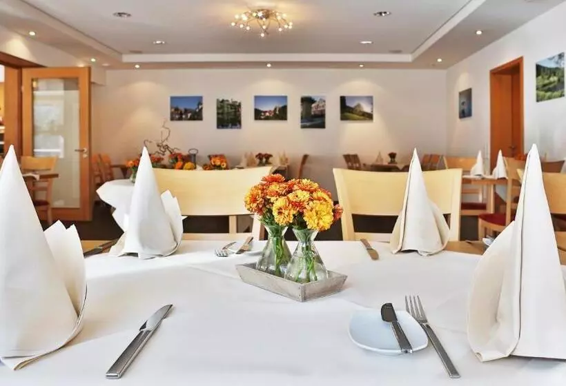 Szálloda Rossle Berneck