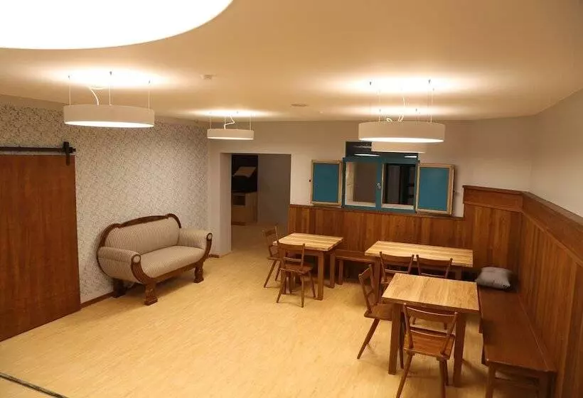 Schlossparkhotel Mariakirchen