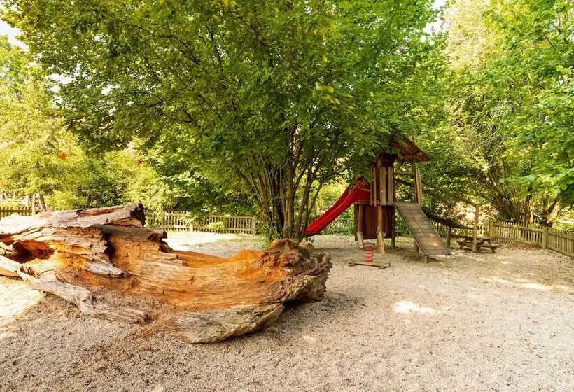 Schlossparkhotel Mariakirchen