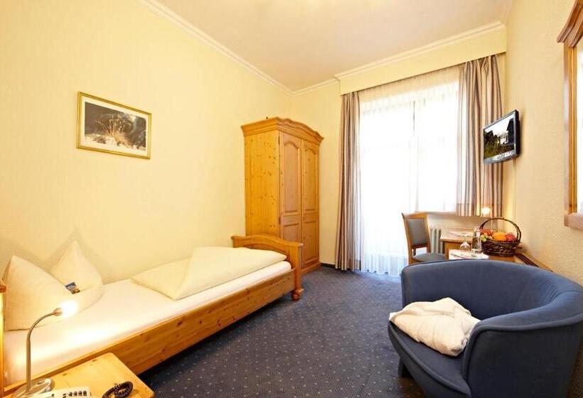 酒店 Vier Jahreszeiten