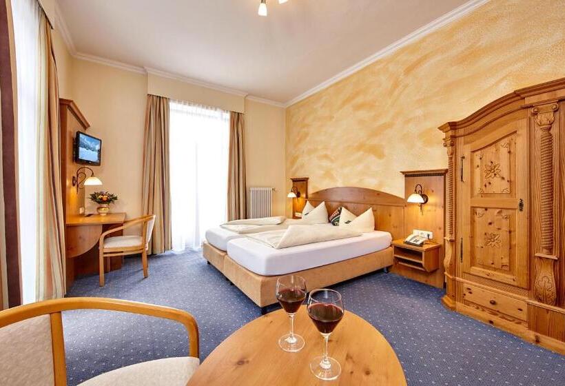 酒店 Vier Jahreszeiten