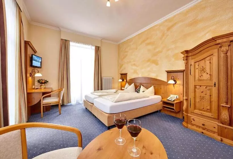 Hotel Vier Jahreszeiten