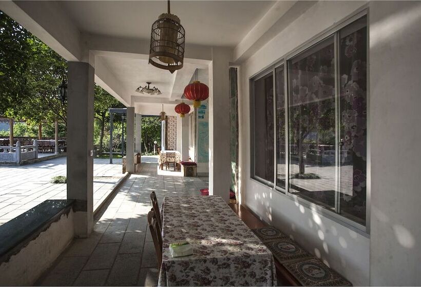 בית מלון כפרי Riverside Retreat