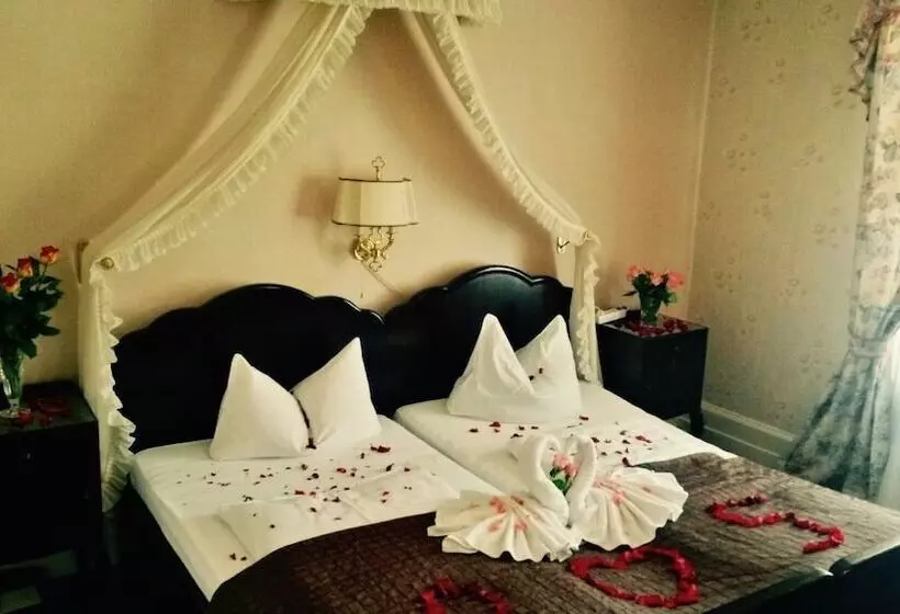 ホテル Zum Schwan