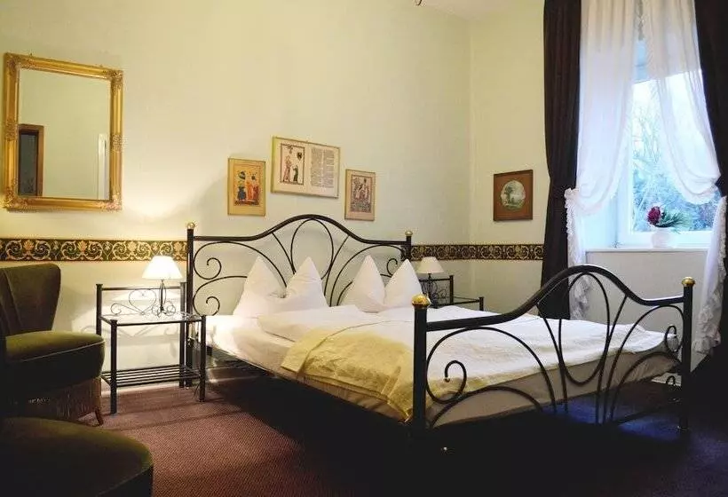 ホテル Zum Schwan