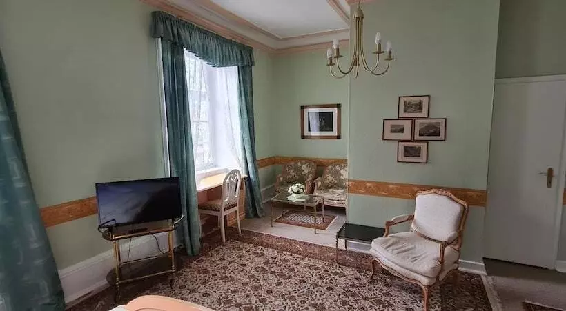 ホテル Zum Schwan