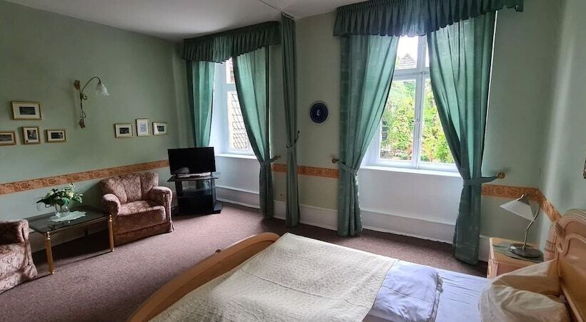 ホテル Zum Schwan