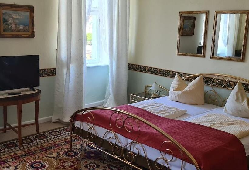 ホテル Zum Schwan