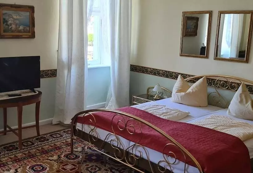 ホテル Zum Schwan