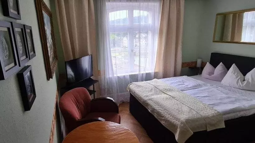 ホテル Zum Schwan