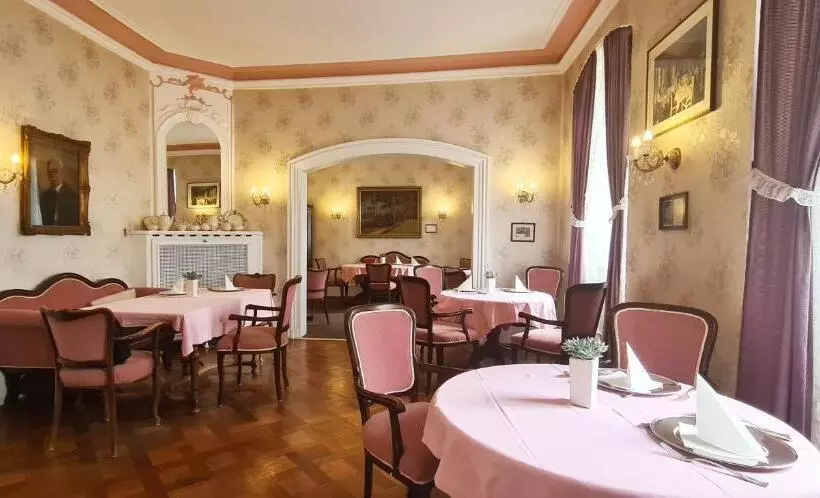 ホテル Zum Schwan